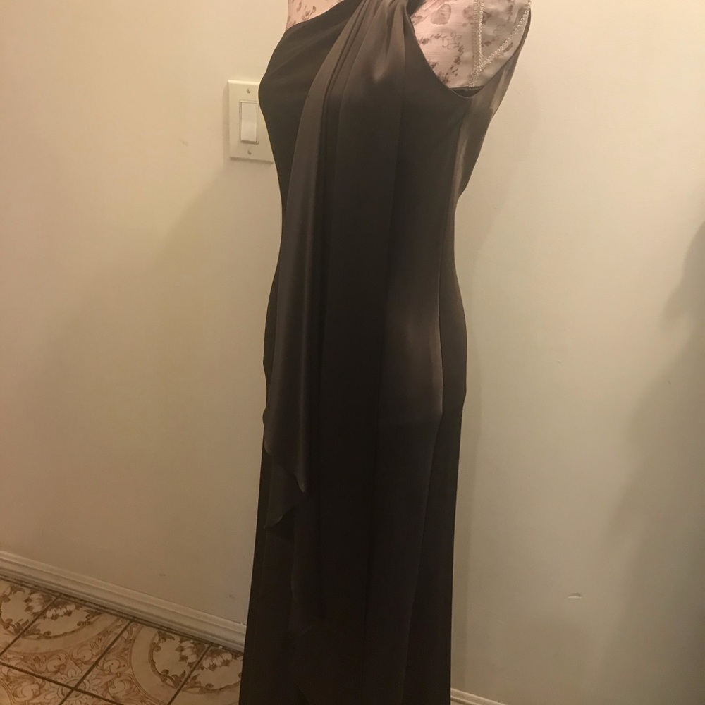 Dress - Picture 7 of 7